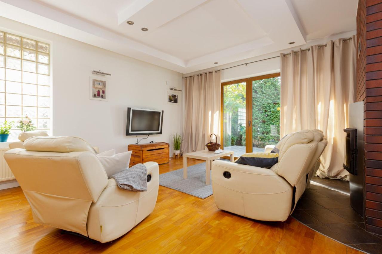 فيلا Holiday House Cinema Experience Warsaw Michalowice By Renters المظهر الخارجي الصورة